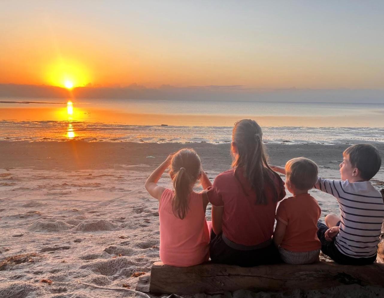Mkwaja Barry'S Beach Resort מראה חיצוני תמונה