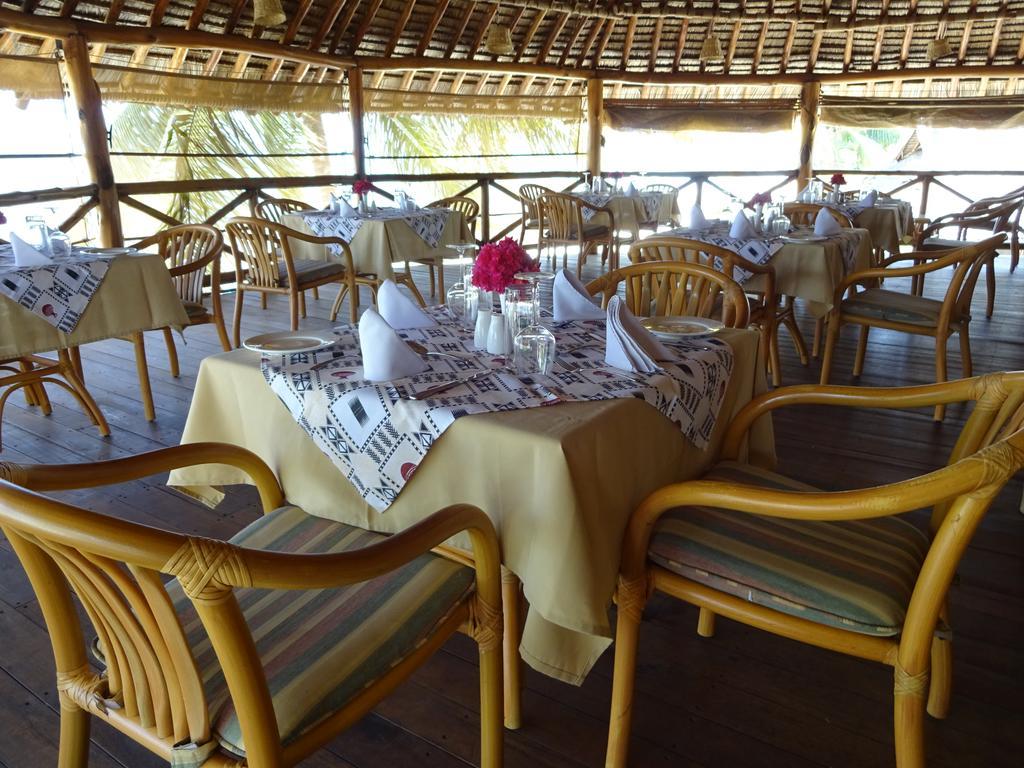 Mkwaja Barry'S Beach Resort מראה חיצוני תמונה
