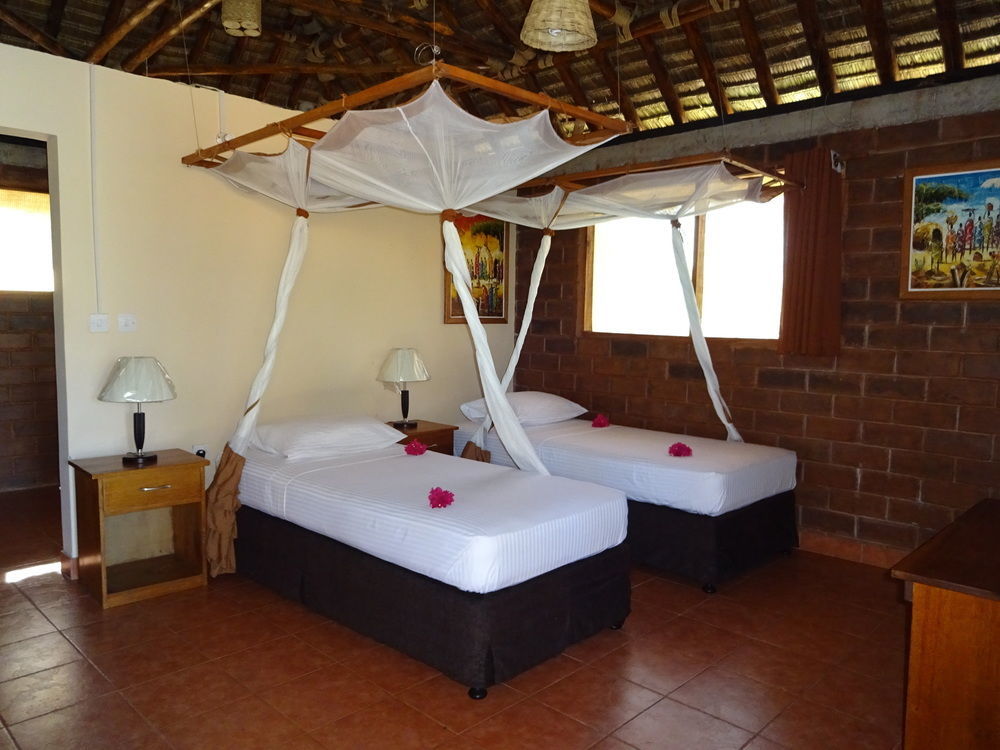 Mkwaja Barry'S Beach Resort מראה חיצוני תמונה