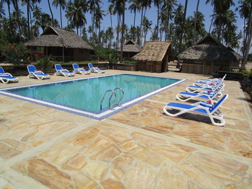 Mkwaja Barry'S Beach Resort מראה חיצוני תמונה